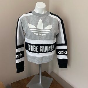 ADIDAS sweatshirt top